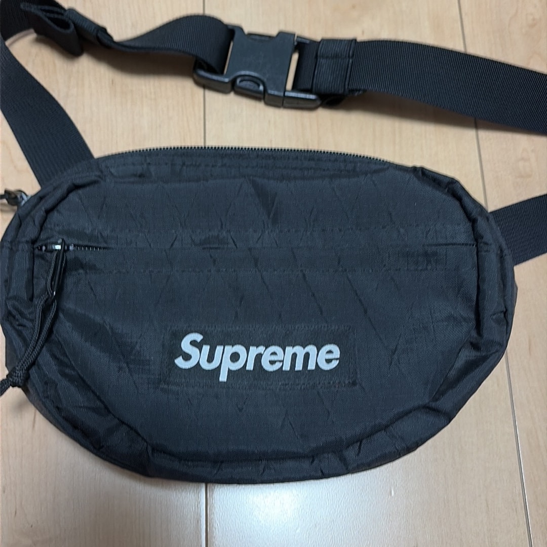Supreme Waist Bag "Black" (18FW)