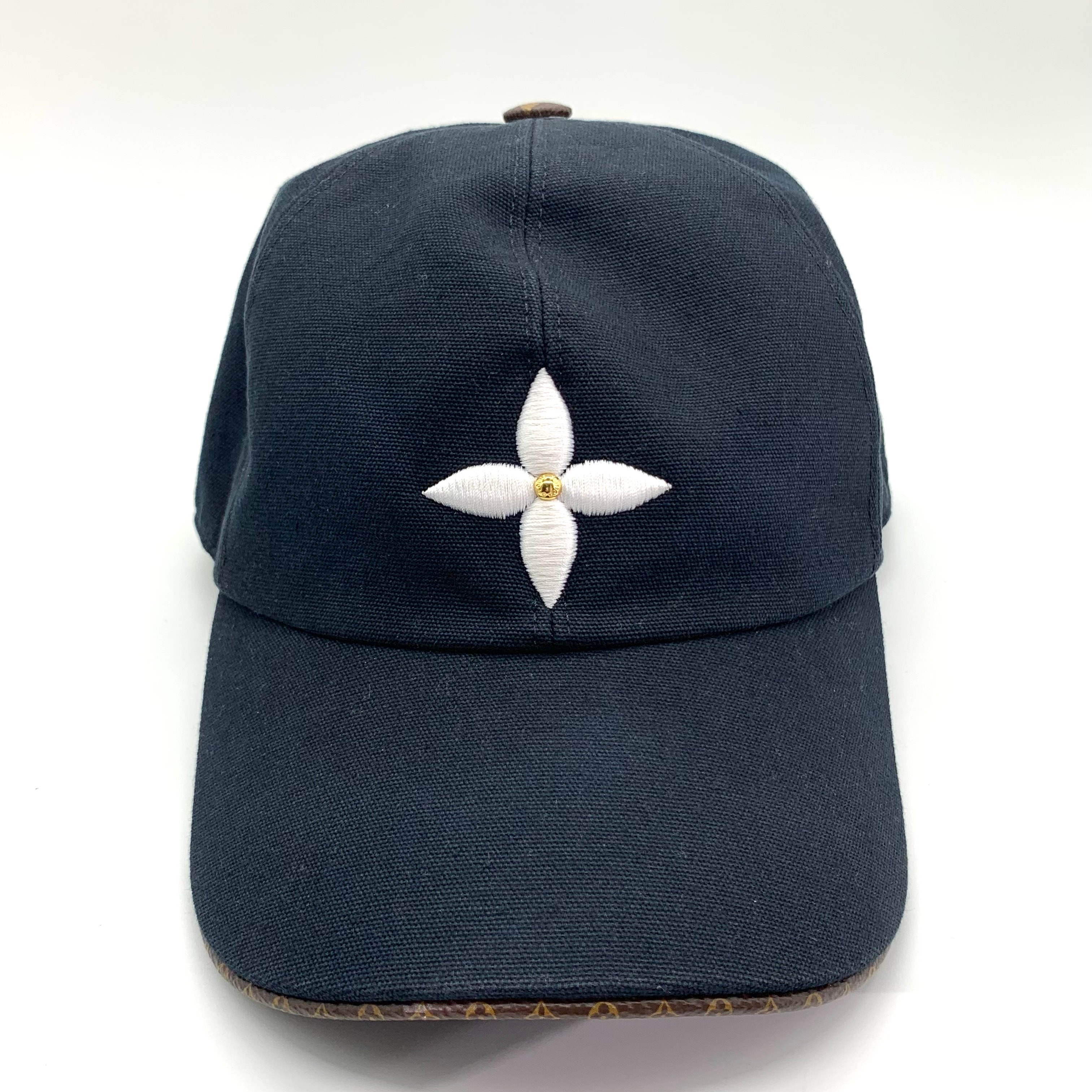 LOUIS VITTON モノグラムフラワー キャッププレイ