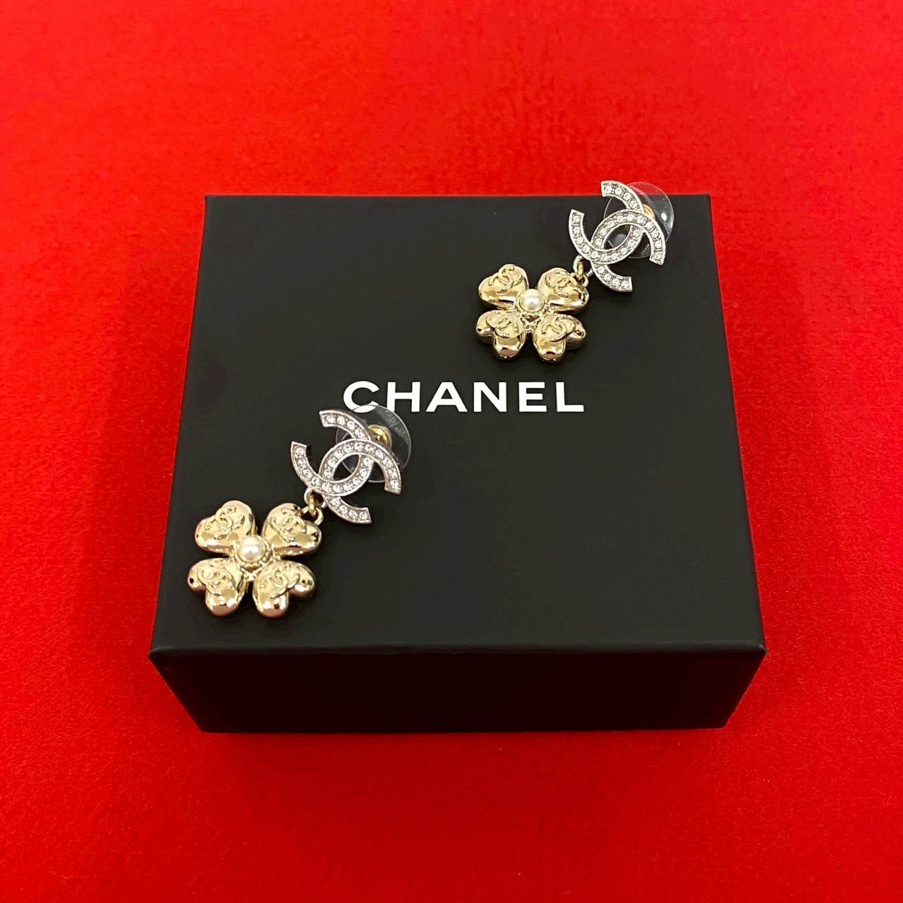 CHANEL シャネル ココマーク GP ラインストーン フェイクパール ピアス ゴールド
 04431
