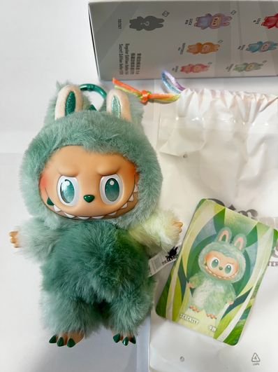 POP MART THE MONSTERS (LABUBU) Big into Energy Series Plush Pendant SERENITY