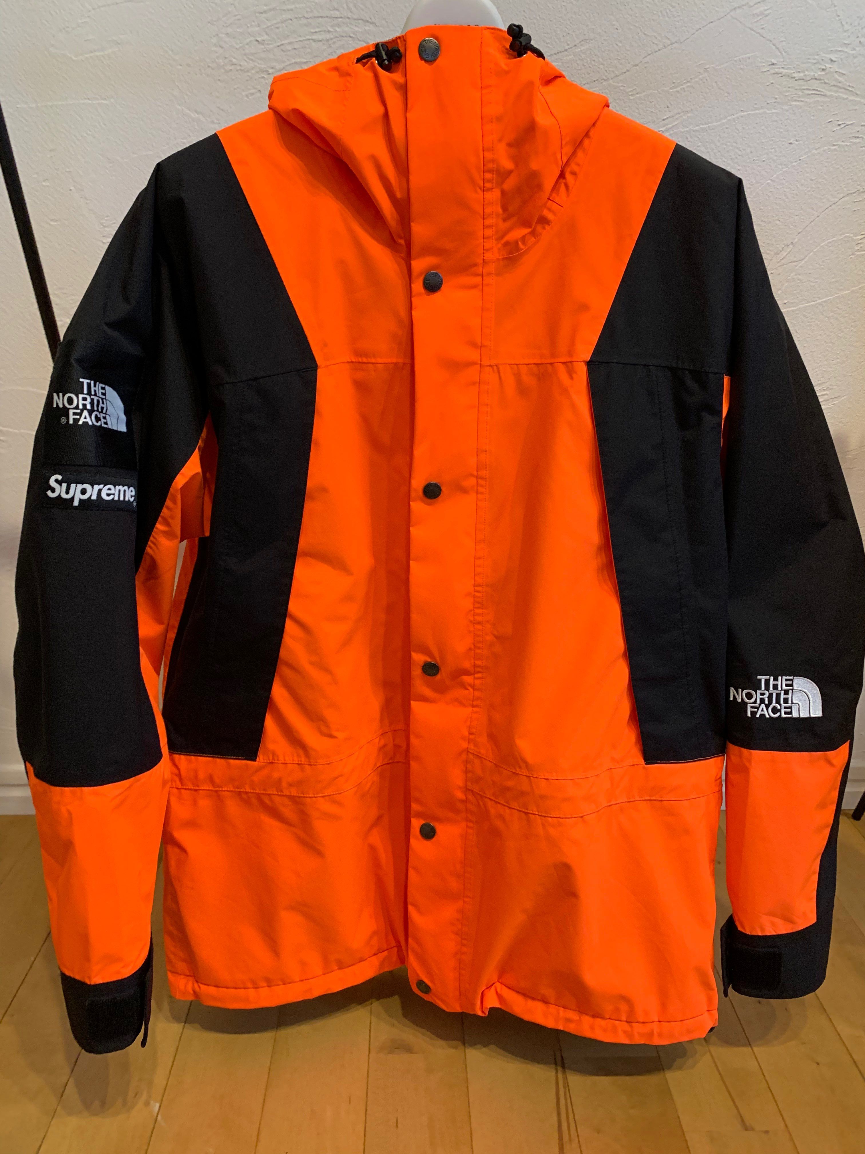 Supreme x The North Face Leaves Mountain Light Jacket "Leaves"