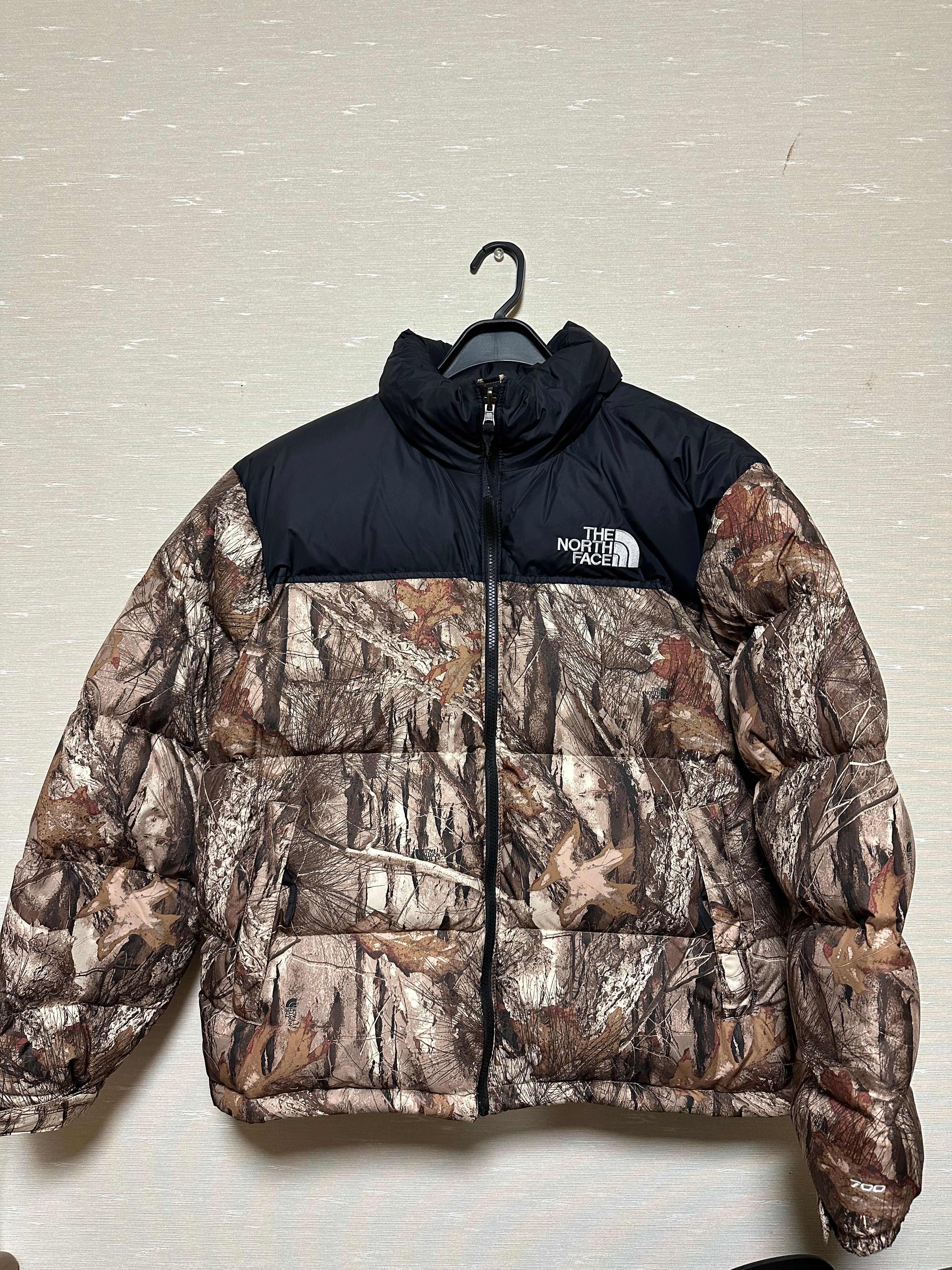 The North Face 1996 RETRO NUPTSE PACKABLE JACKET 海外版 "Leaves"