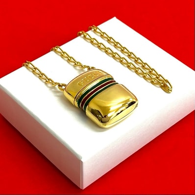 GUCCI グッチ シェリーライン ロゴ GP ネックレス ゴールド
i50-2