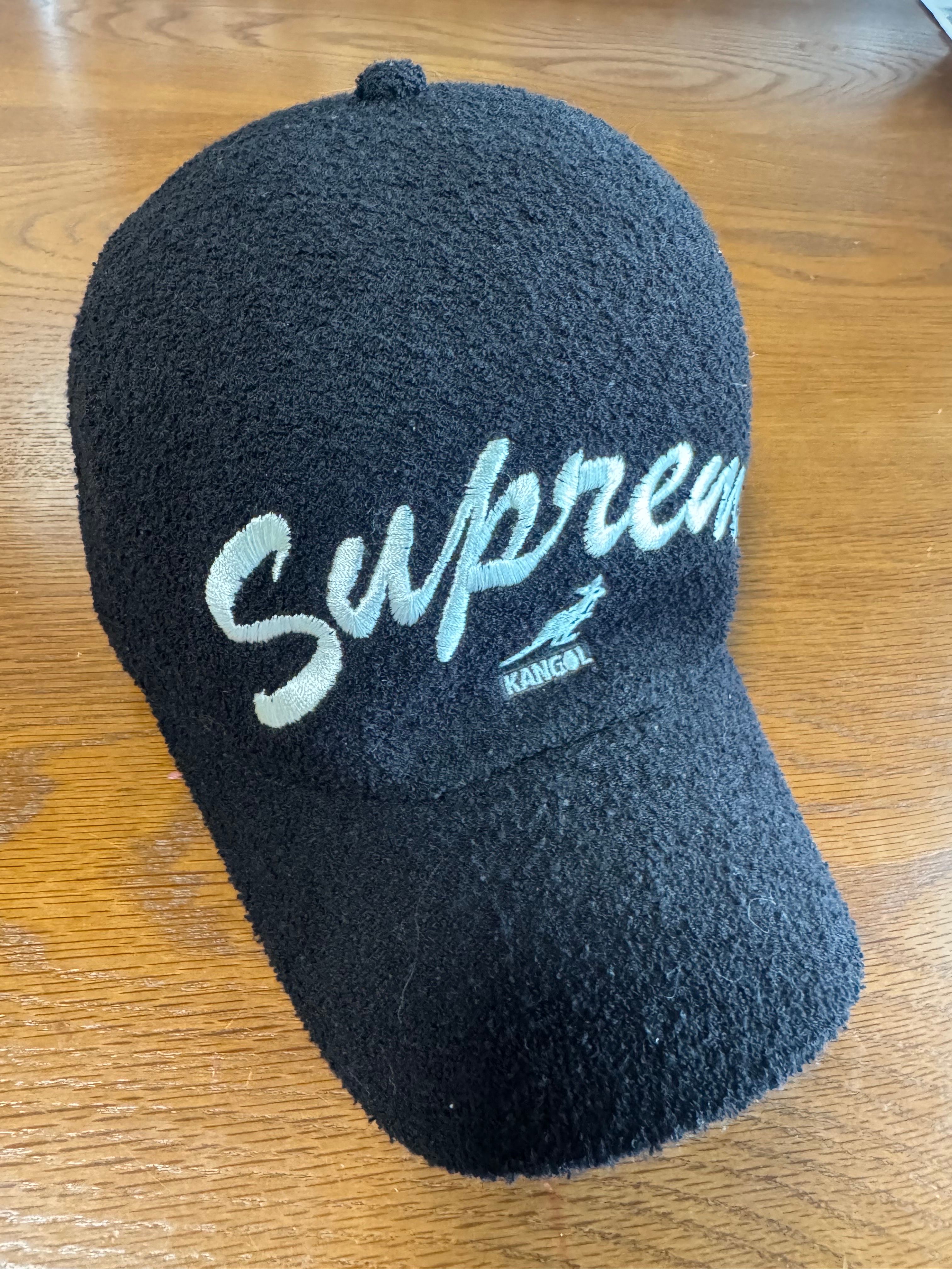Supreme / Kangol® Bermuda Spacecap "Black"