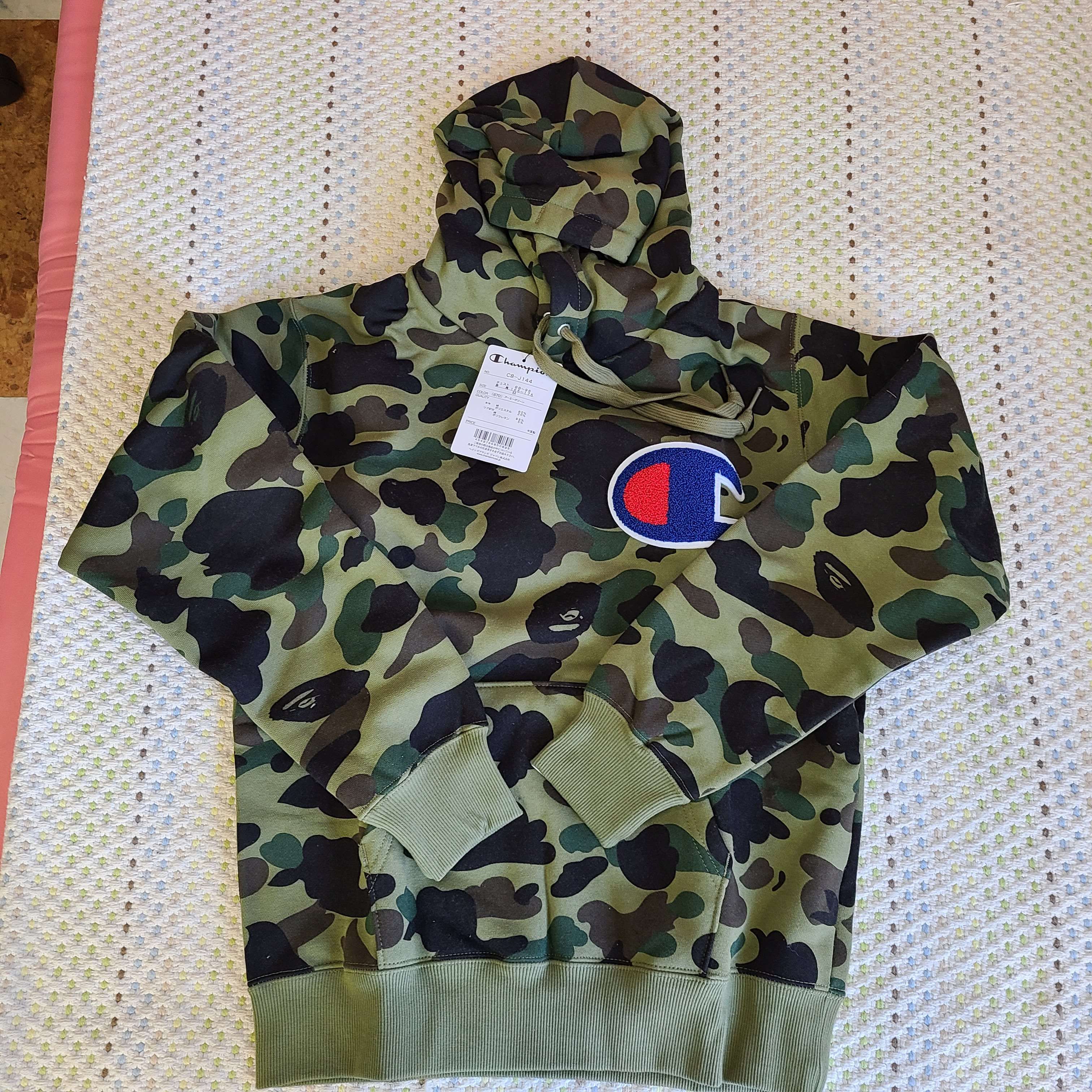 A BATHING APE✕CHAMPION スウェットパーカー
