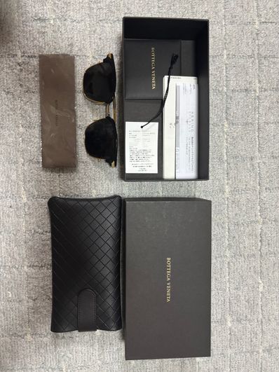 ボッテガヴェネタ サングラス