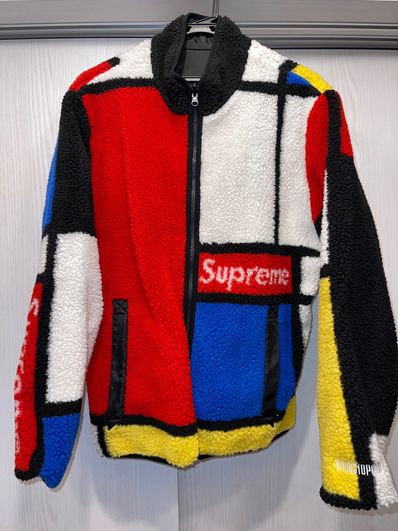 Supreme Reversible Colorblocked Fleece Jacket "Black"