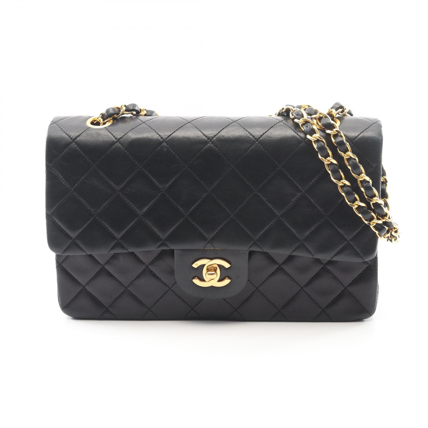 シャネル CHANEL マトラッセ Wフラップ ショルダーバッグ バッグ ラムスキン(羊革) レディース ブラック系 【中古】