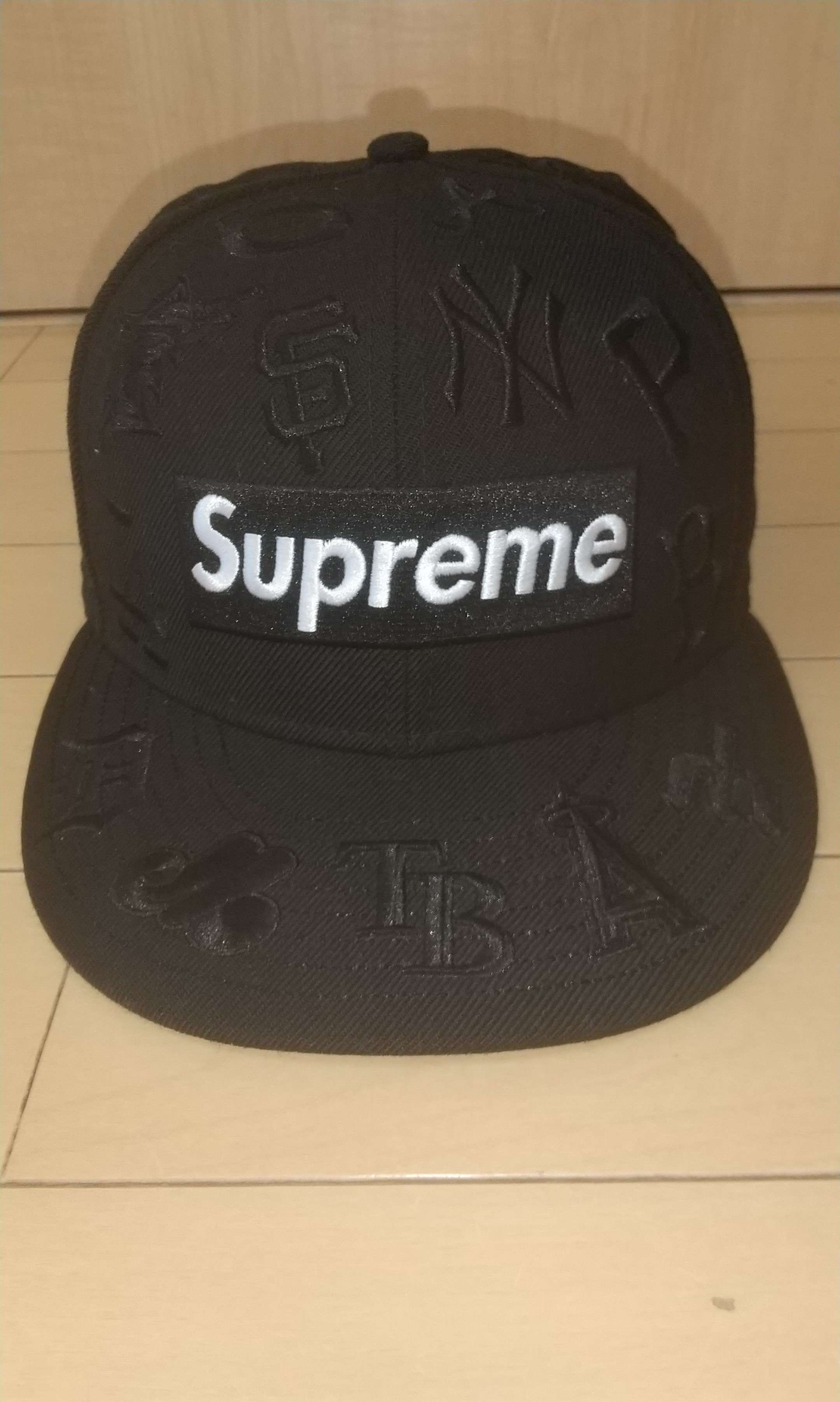 Supreme / MLB New Era® "Black"