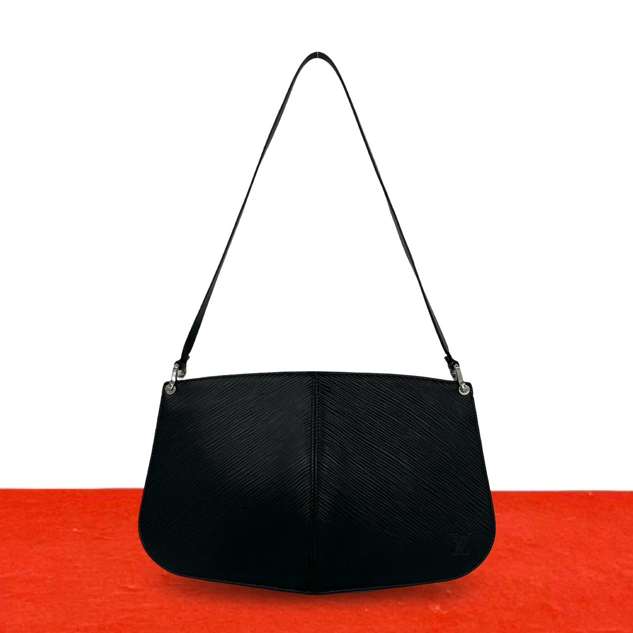LOUIS VUITTON ルイヴィトン ポシェット・ドゥミリュンヌ エピ レザー ショルダーバッグ ノワール ブラック
 27226