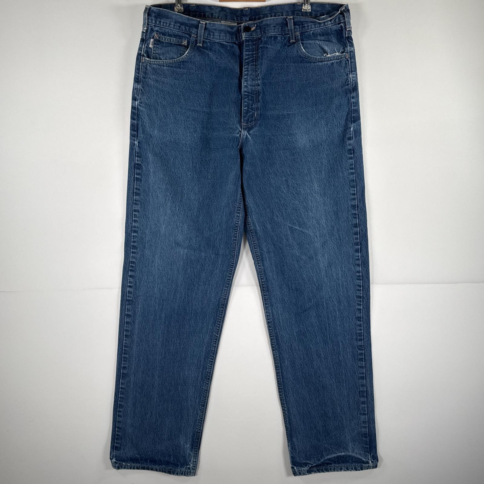 古着 カーハート Carhartt USA製 デニムパンツ ジーパン 5ポケット ワンポイント ロゴ ワークパンツ テーパード 大きいサイズ w42 L36  ブルー メンズ