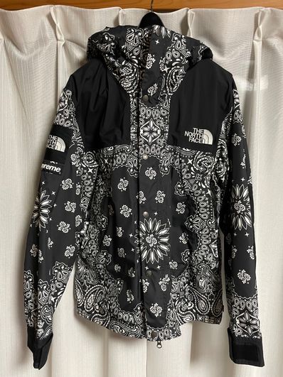Supreme The North Face Bandana Mountain Parka "Black"