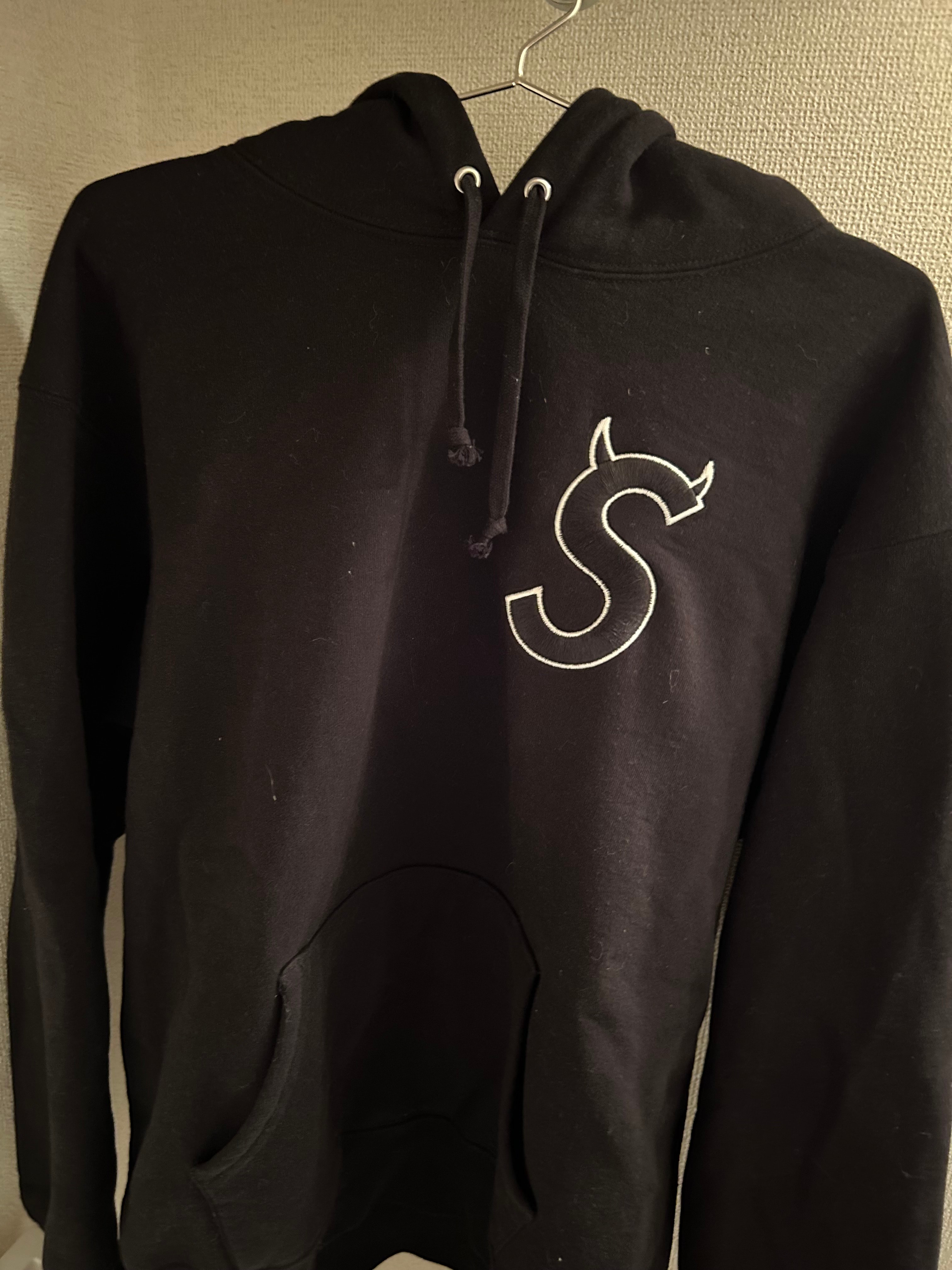 Supreme S Logo Hooded Sweatshirt "Black" (22FW)