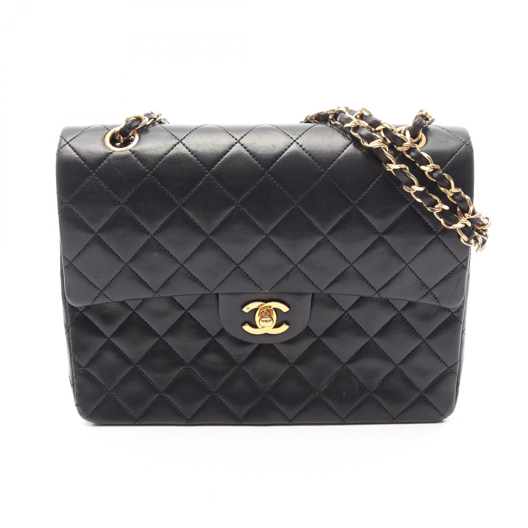 シャネル CHANEL マトラッセ ダブルフラップ ショルダーバッグ バッグ ラムスキン(羊革) レディース ブラック系 【中古】