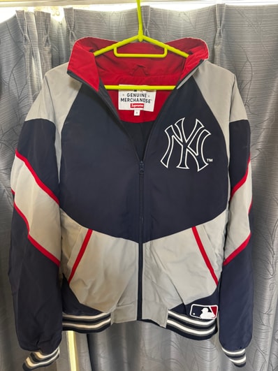 Supreme New York Yankees Track Jacket "Navy"
