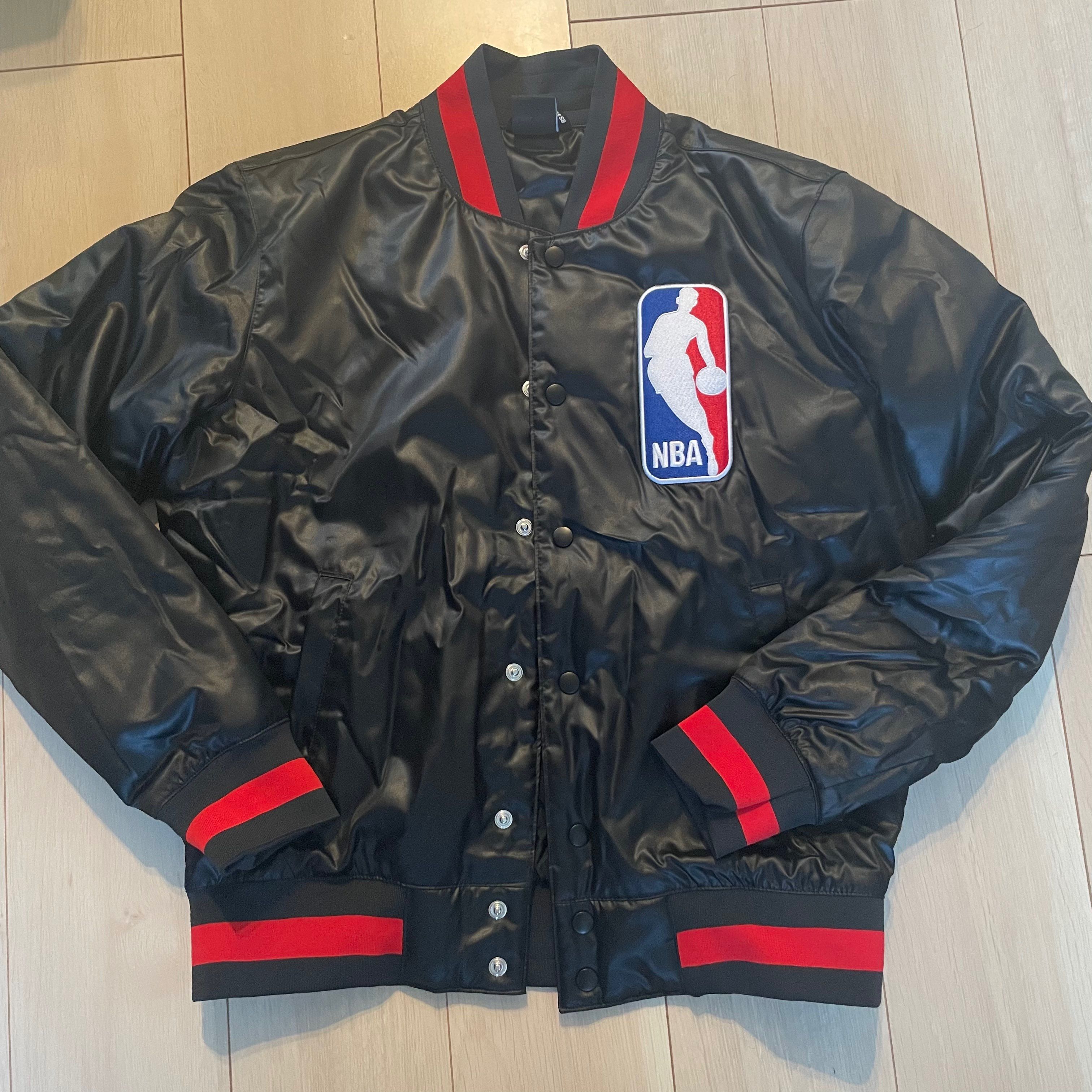 NIKESB ナイキSB NBA ボンバージャケット スタジャン