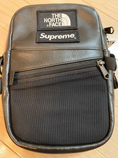 Supreme x The North Face Leather Shoulder Bag "Black"
