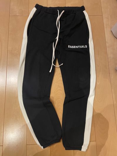 FEAR OF GOD Essentials Side Stripe Sweatpants "Black"