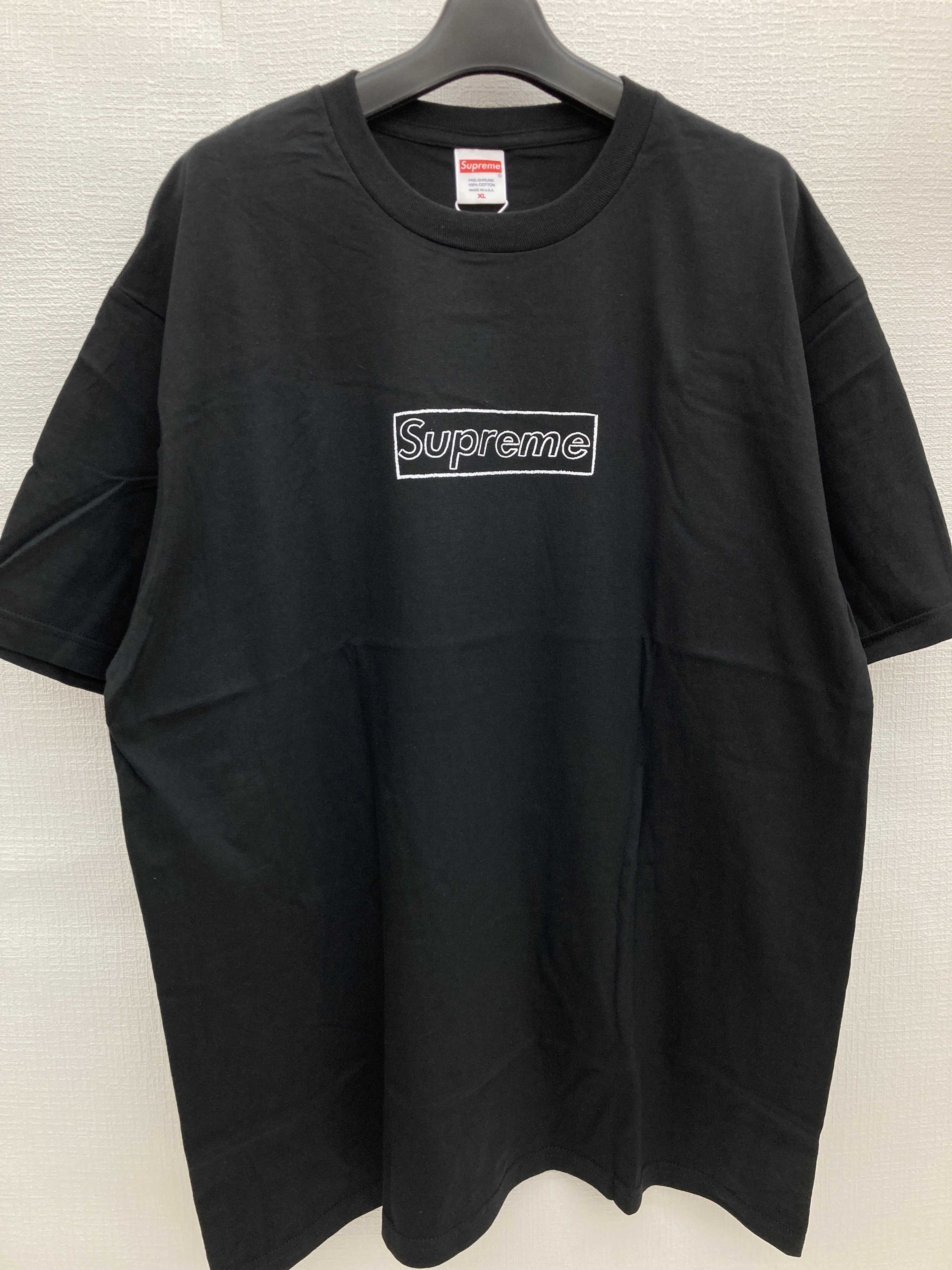 Supreme KAWS Chalk Logo Tee "Black"
