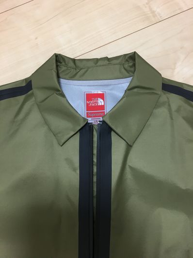 Supreme x The North Face Summit Series Outer Tape Seam Coaches Jacket "Olive"