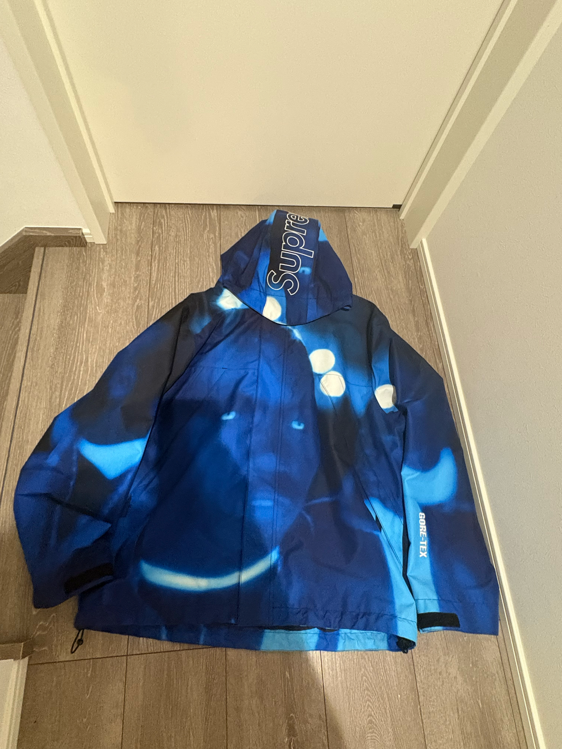 Supreme Nas and DMX GORE-TEX Shell Jacket "Blue"