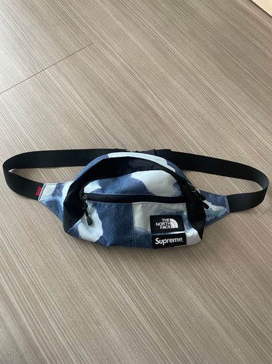 Supreme x The North Face Bleached Denim Print Roo II "Indigo"