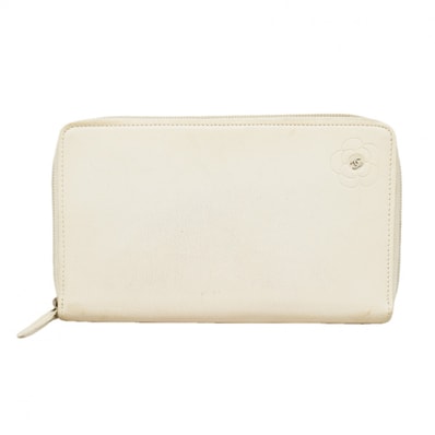 ★最終価格★SALE【6fc4065】シャネル 長財布 カメリア レザー アイボリー シルバー金具【中古】レディース