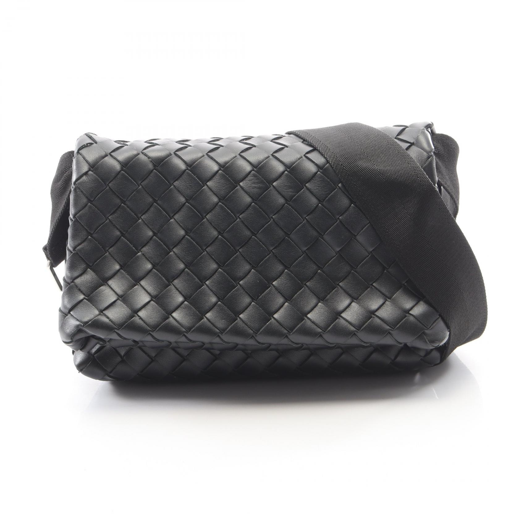 ボッテガヴェネタ BOTTEGA VENETA イントレチャート ショルダーバッグ バッグ レザー メンズ ブラック系 【中古】