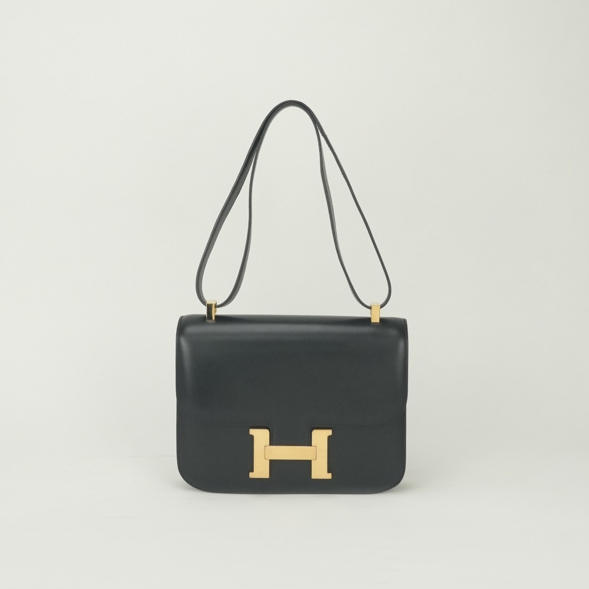 エルメス HERMES コンスタンス23 コンスタンス 23 バッグ ショルダーバッグ ボックスカーフ ノワール Noir ブラック Black 黒 ゴールド金具