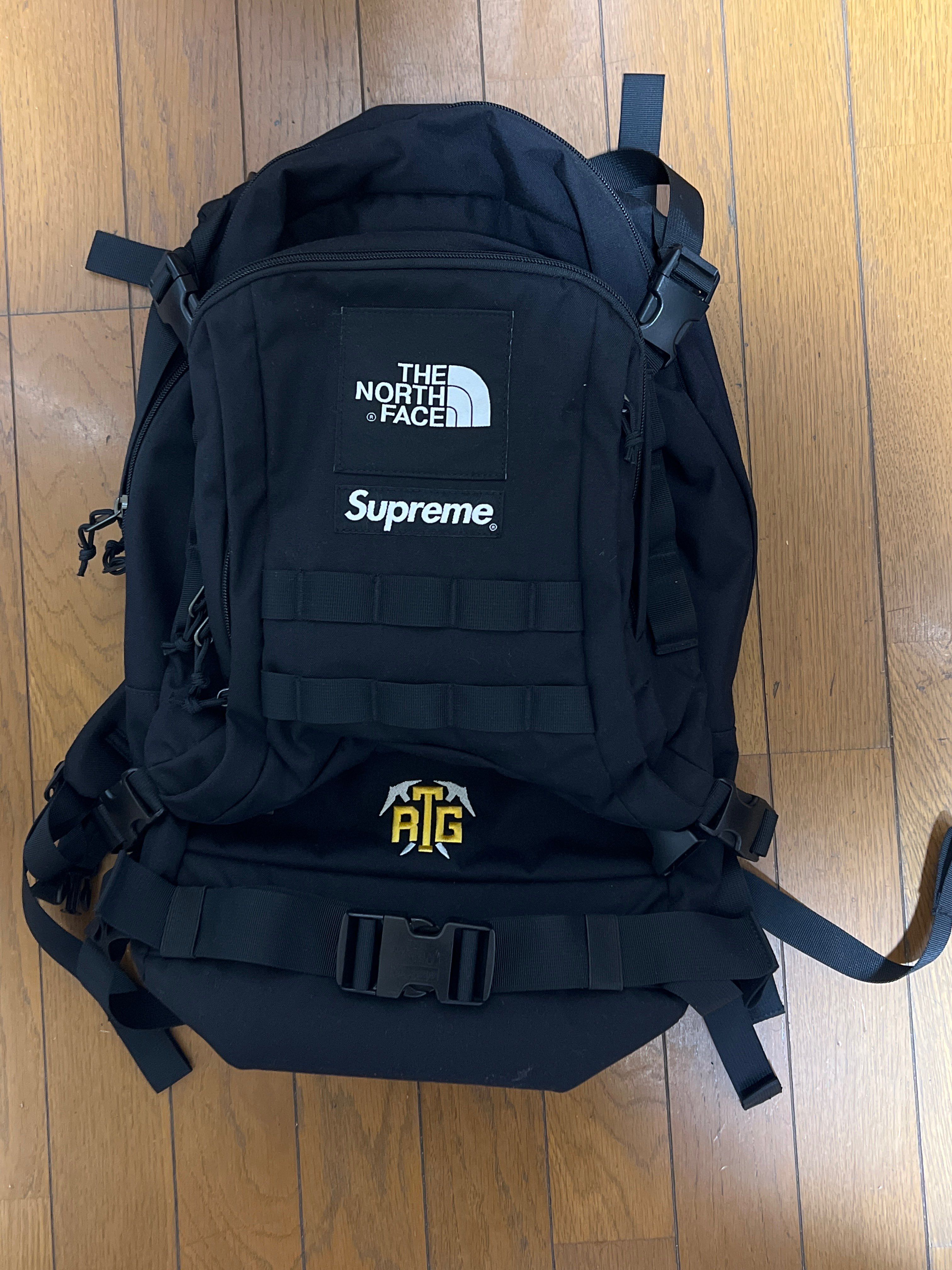 Supreme x The North Face RTG Backpack. 35L "Black"