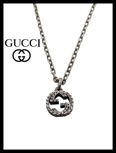 GUCCI Interlocking G Pendant Necklace