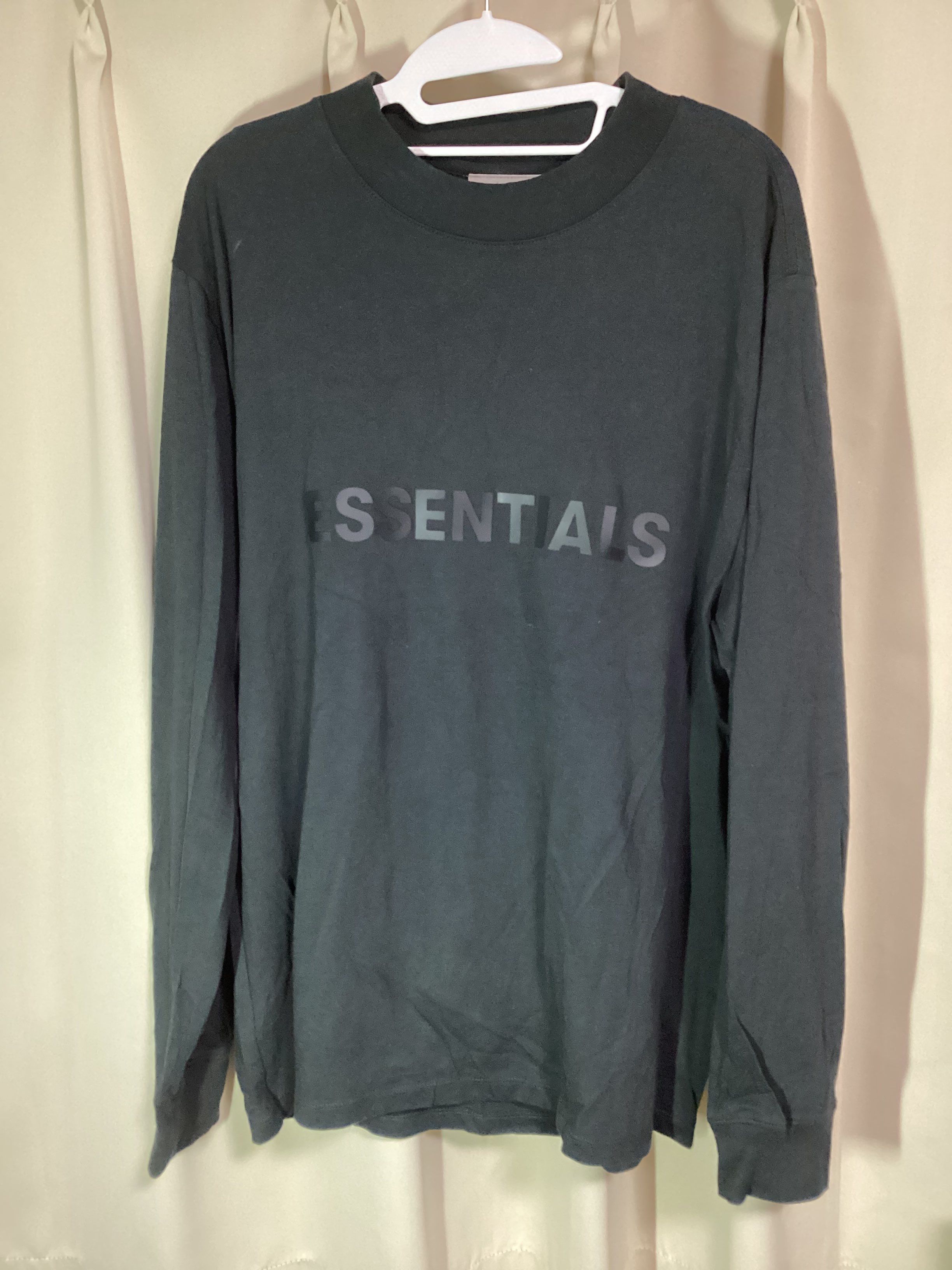 ESSENTIALS Long Sleeve T-Shirt