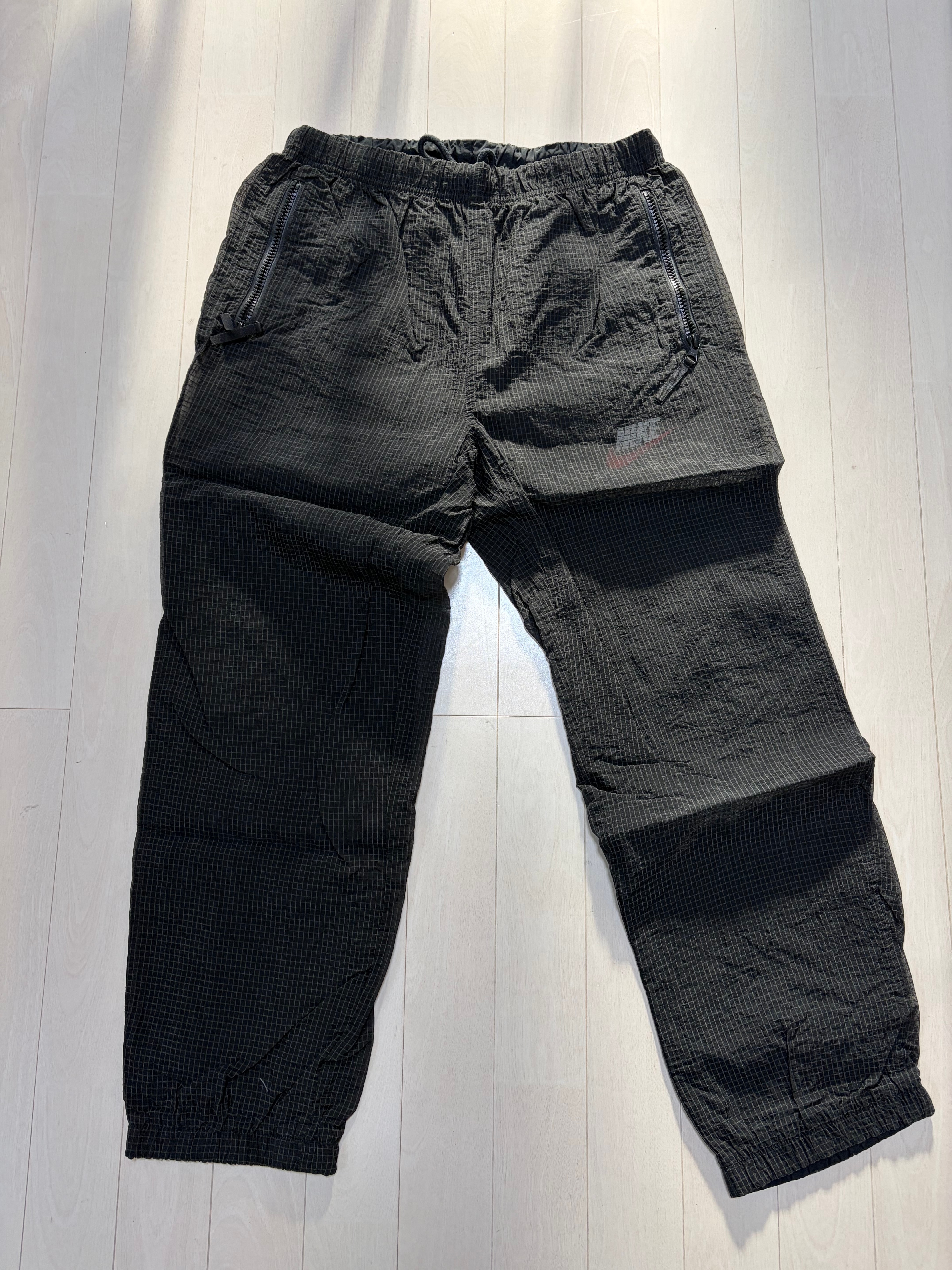 Supreme / Nike Jewel Reversible Ripstop Pant "Black"