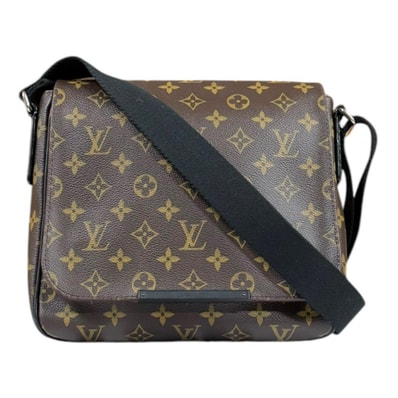 ルイヴィトン ディストリクトPM モノグラム・マカサー ショルダーバッグ モノグラムマカサー M40935 ブラウン メンズ LOUIS VUITTON 中古