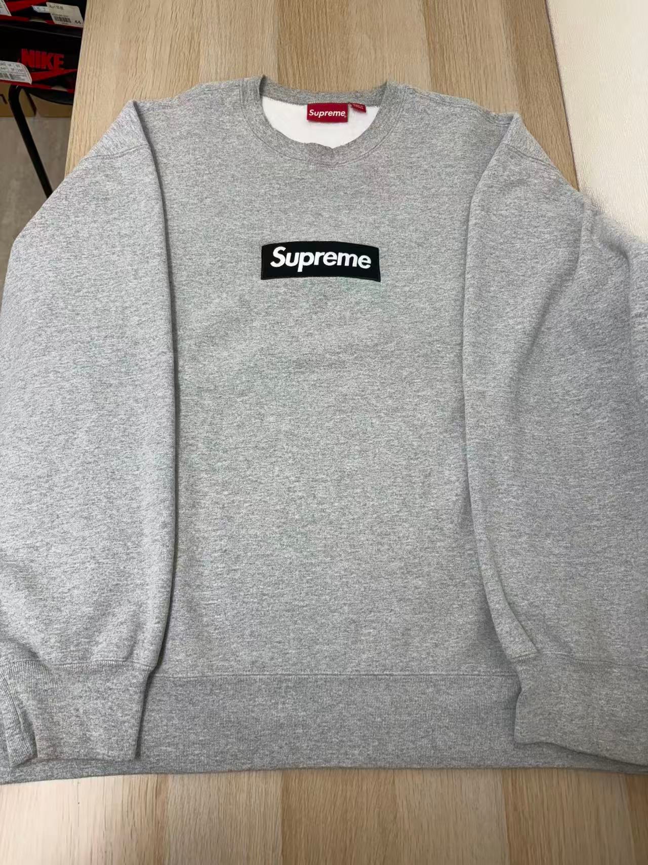 Supreme Box Logo Crewneck 