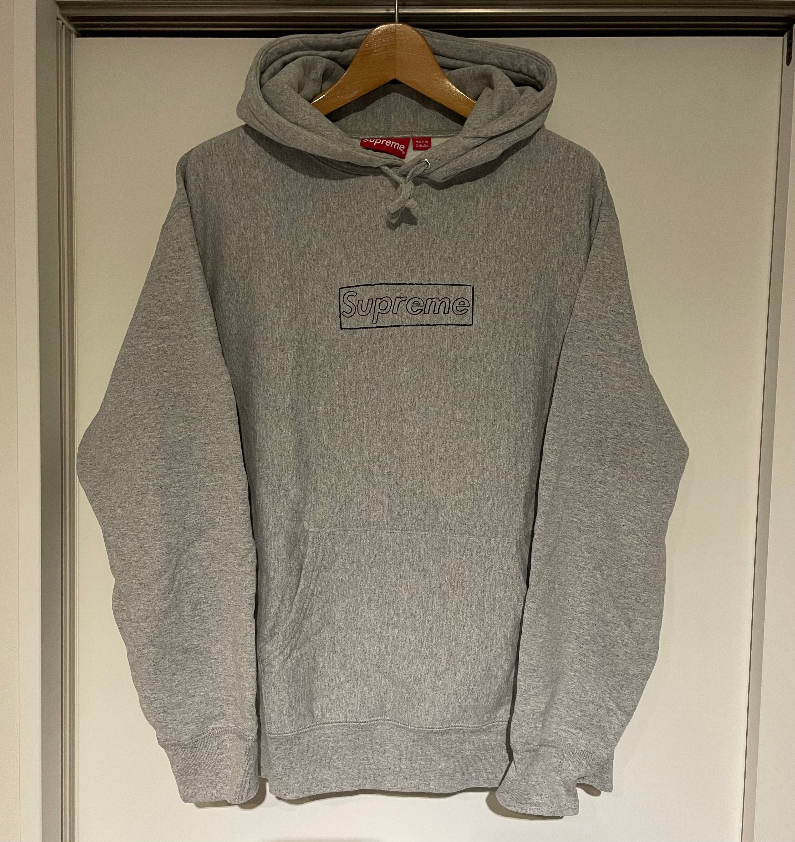 Supreme KAWS Chalk Logo Hooded Sweatshirt "Grey"(2021)