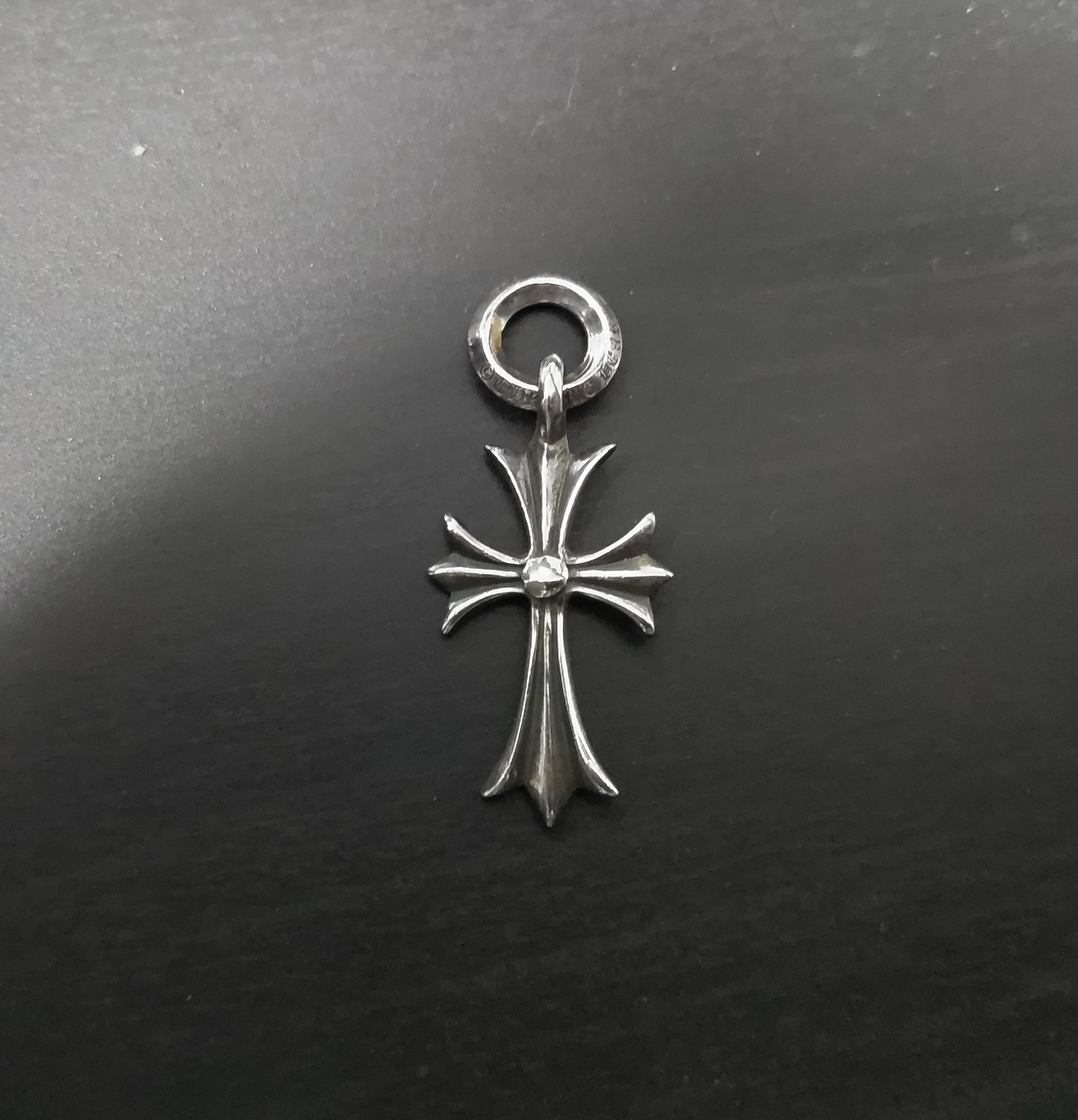 Chrome Hearts Tiny CH Cross Charm "Silver"