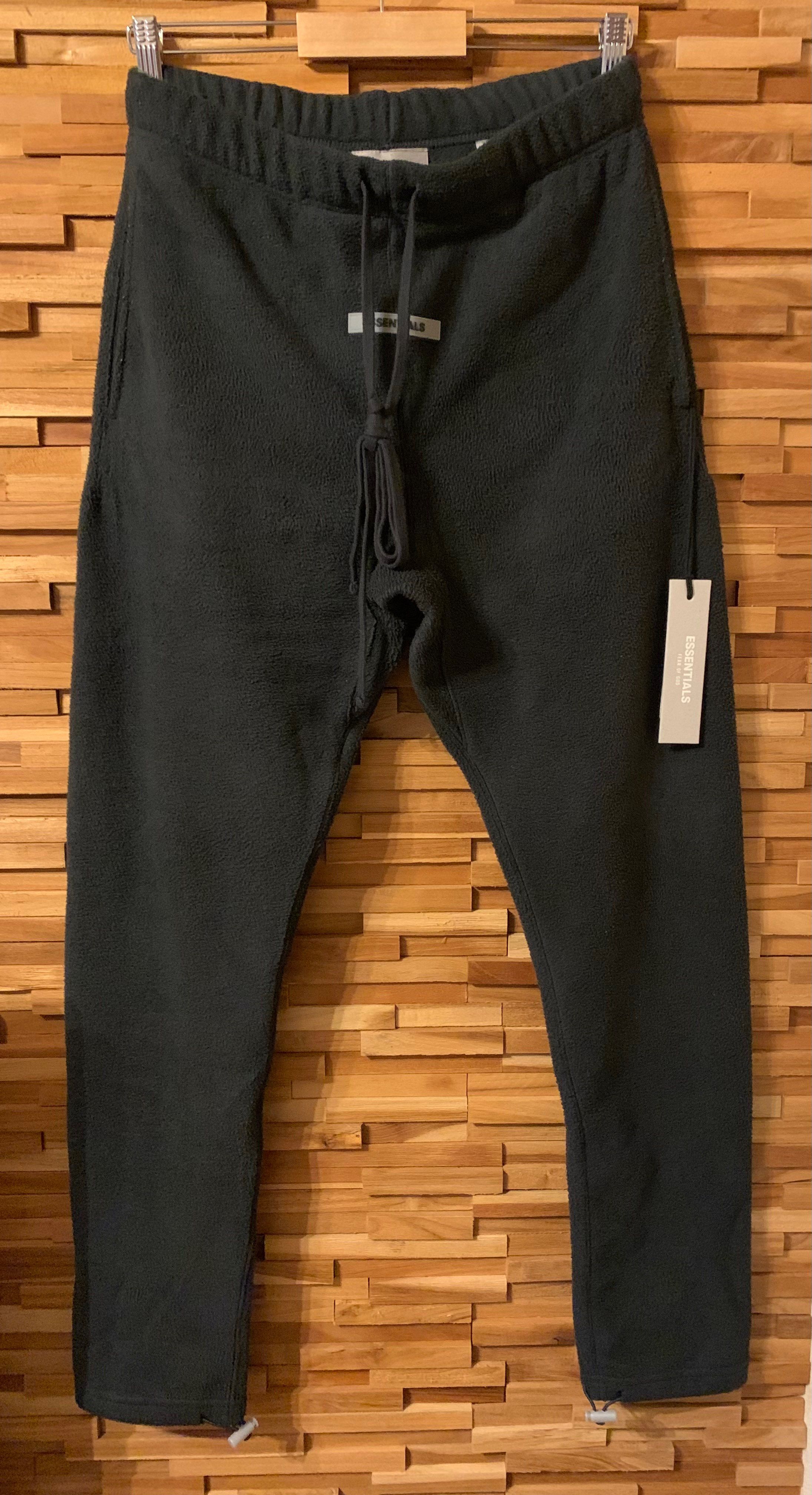 FEAR OF GOD ESSENTIALS Polar Fleece Sweatpants "Black"