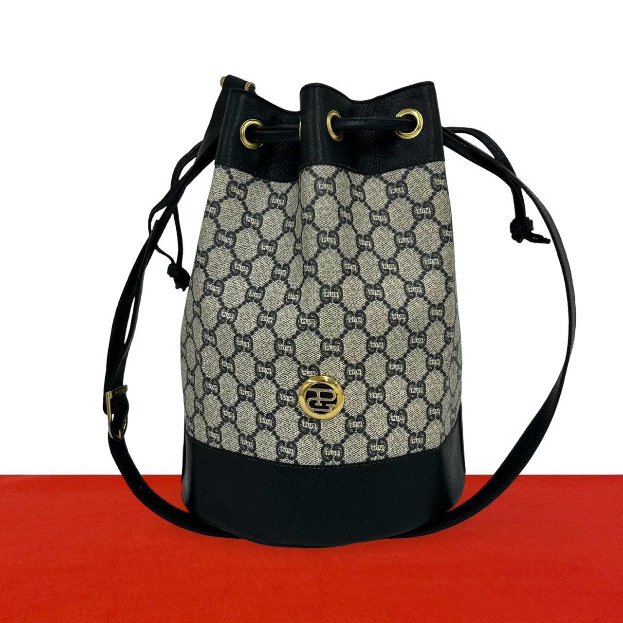 GUCCI グッチ グッチプラス ロゴ 金具 レザー PVC ショルダーバッグ ネイビー
 332-1