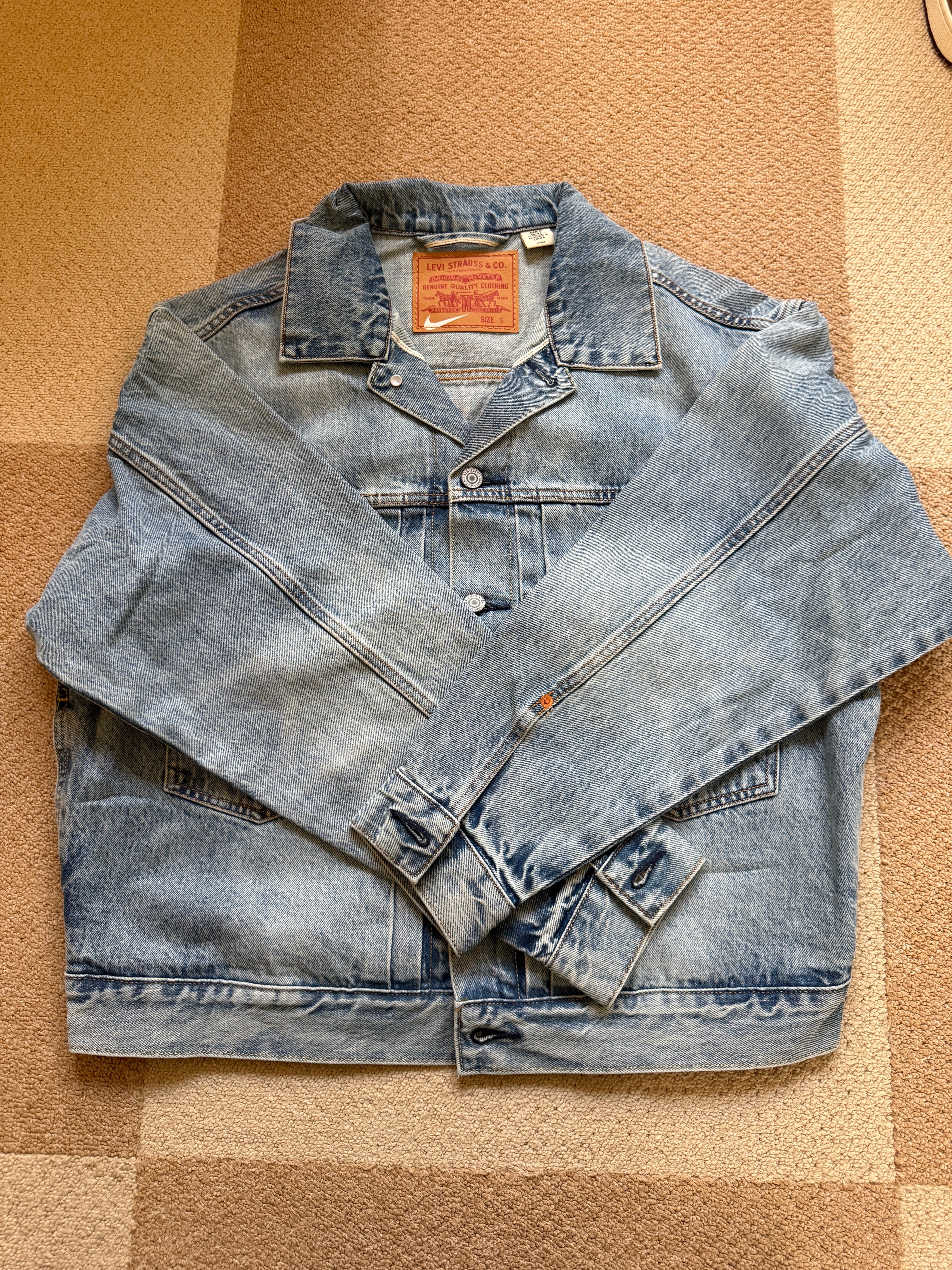 LEVI'S x Nike Denim Trucker Jacket "Light Indigo" 002TM-0000