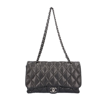 シャネル マトラッセ ショルダーバッグ レザー ブラック レディース CHANEL 中古