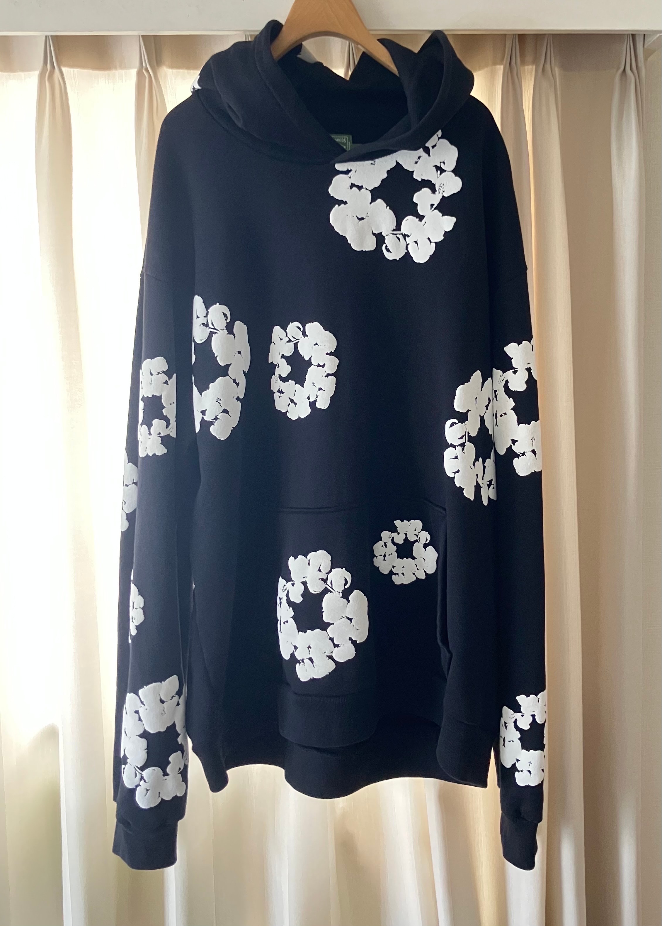 DENIM TEARS The Cotton Wreath Sweatshirt "Black"