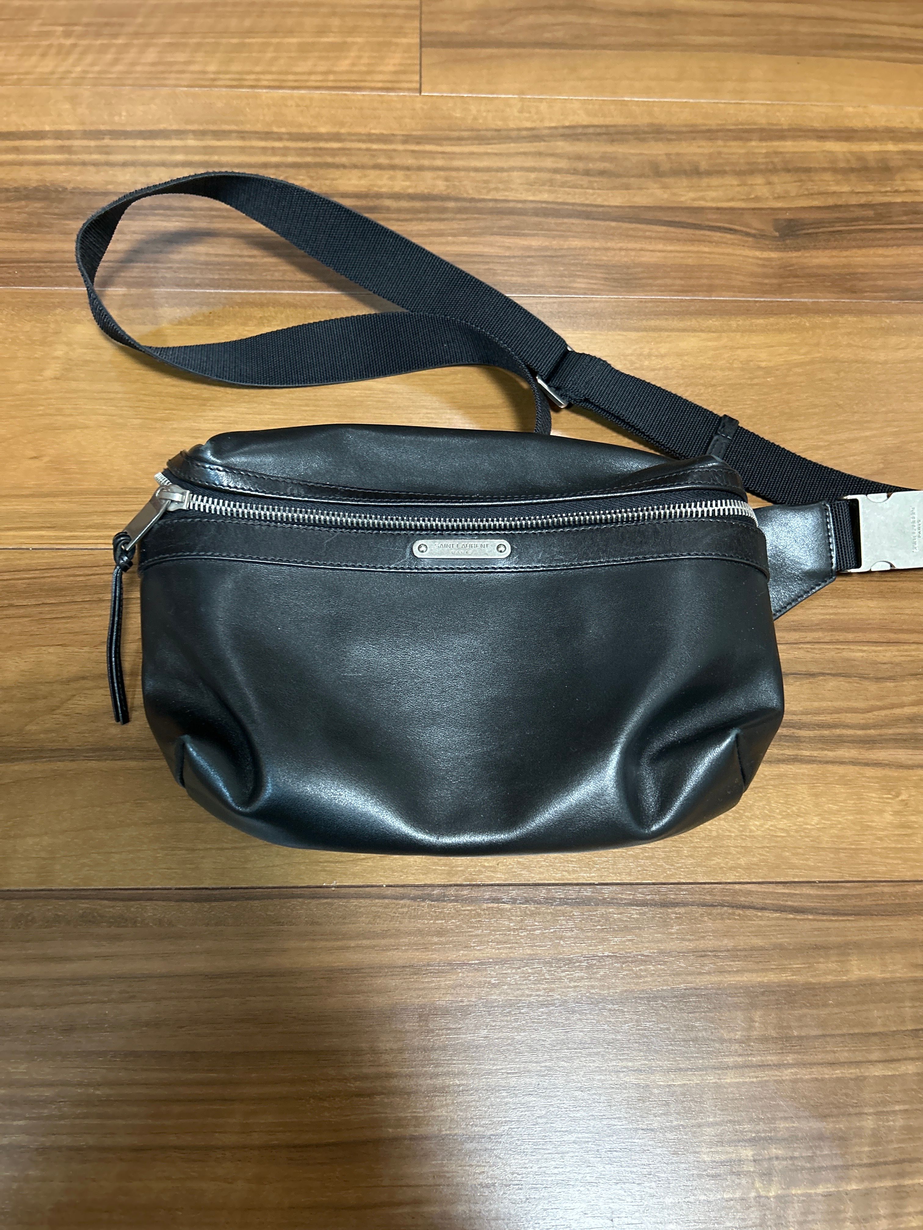 ウエストバッグ