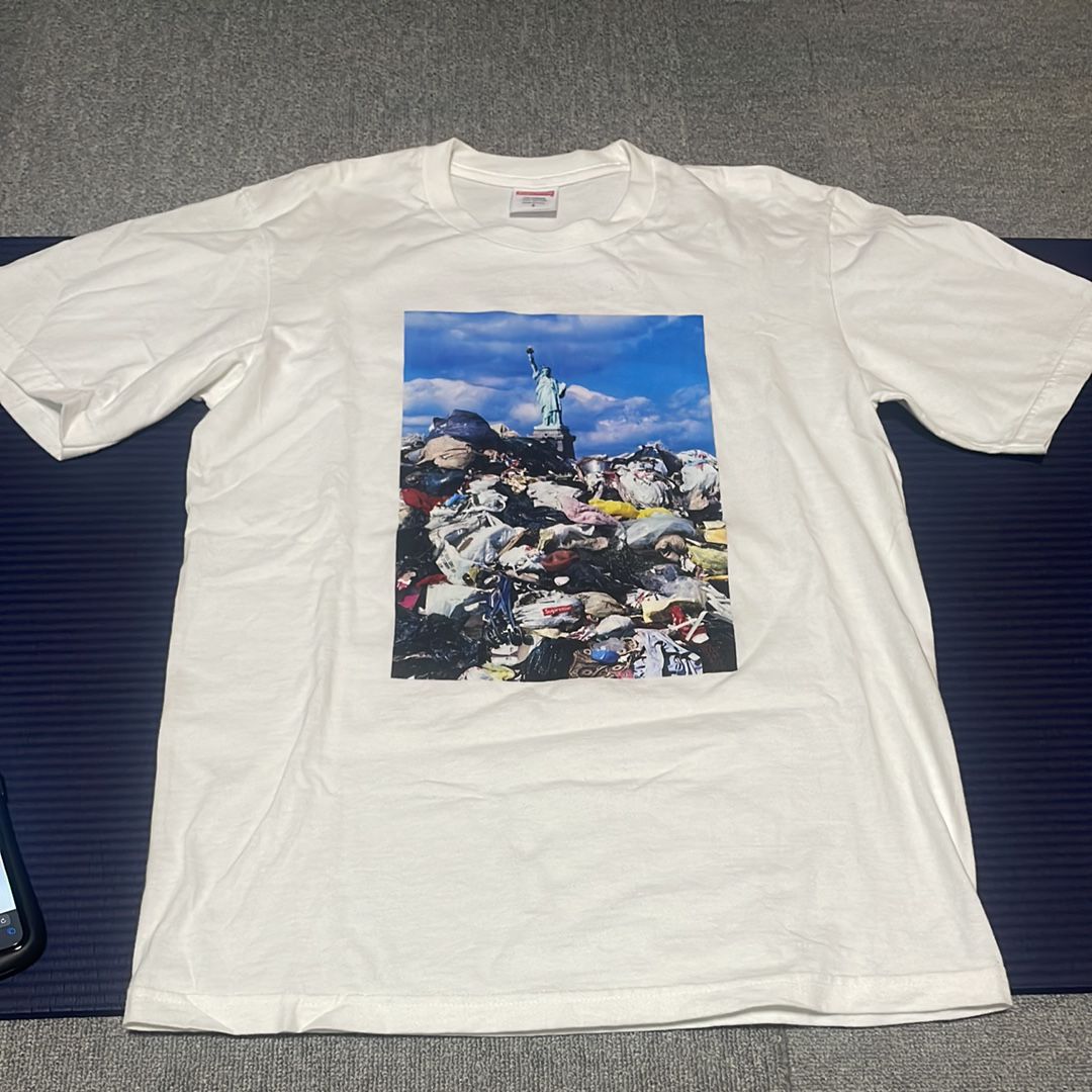 シュプリーム トラッシュ Tシャツ "ホワイト"