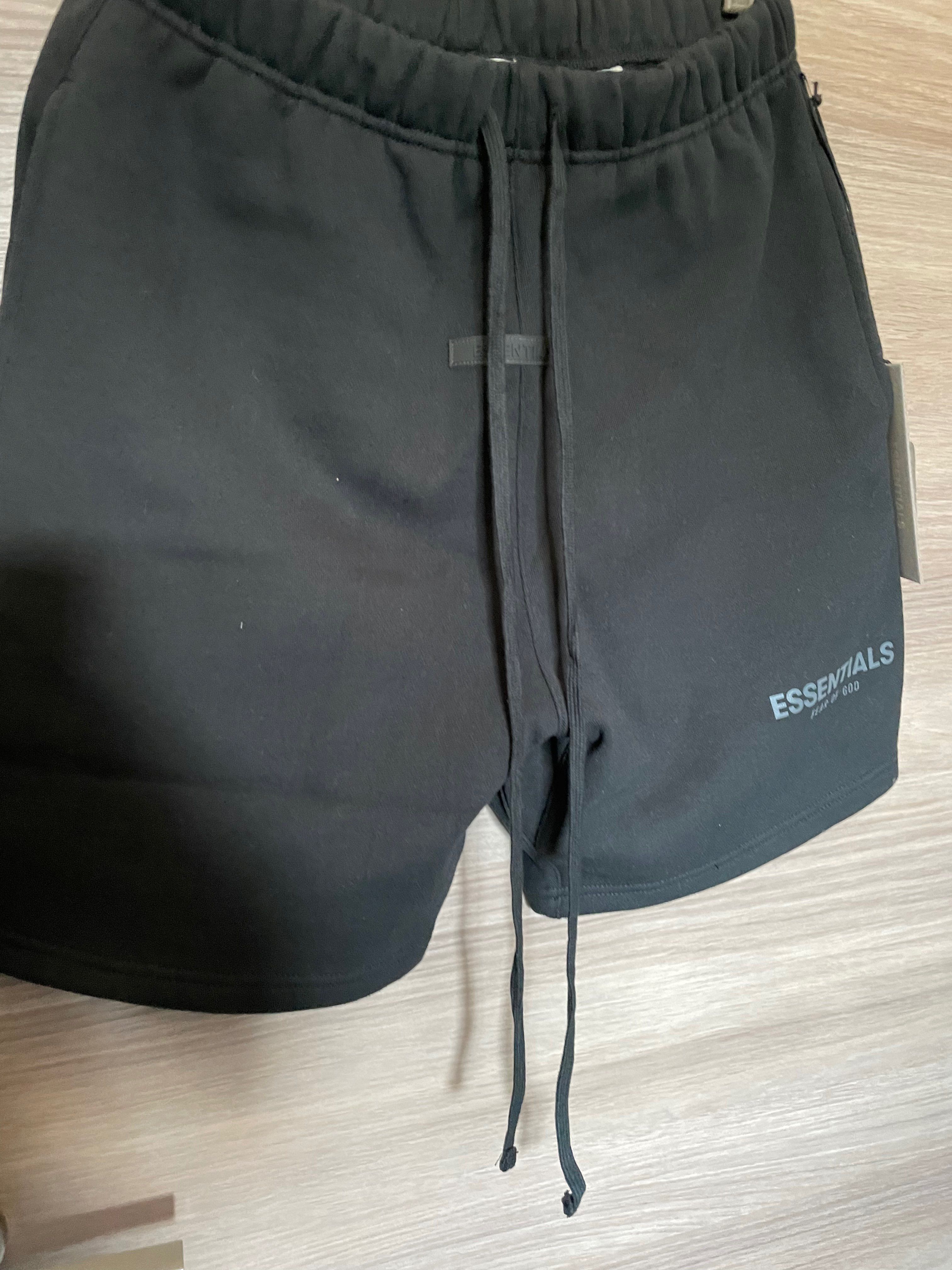 FEAR OF GOD ESSENTIALS SWEATSHORT "Stretch Limo"