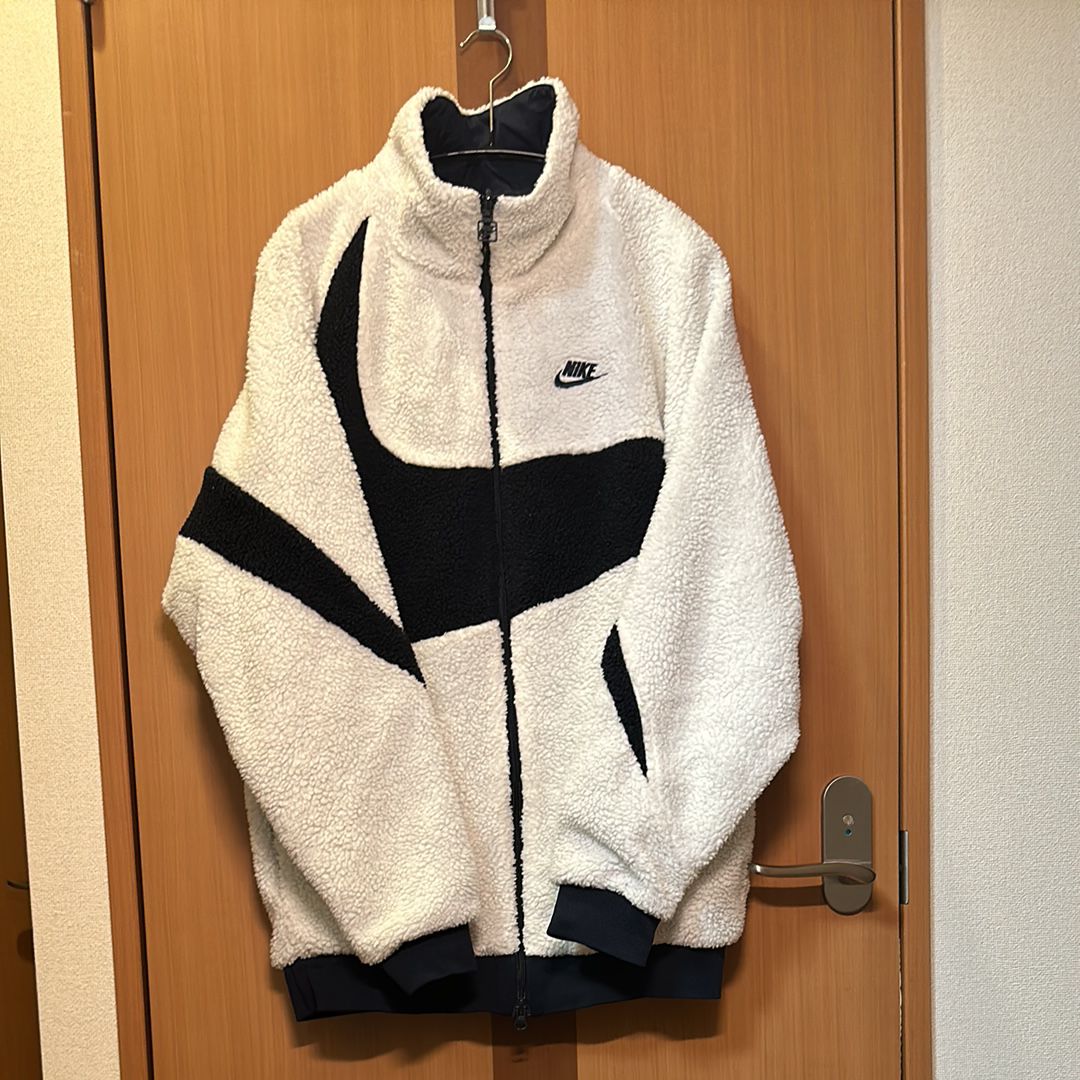 Nike Big Swoosh Reversible Boa Jacket "Sail/Dark Obsidian"