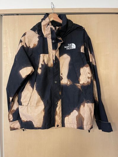 Supreme x The North Face Bleached Denim Print Mountain Jacket "Black"