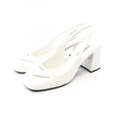 プラダ PRADA トライアングルロゴ スリングバック パンプス 靴 パテントレザー レディース ホワイト系 【中古】