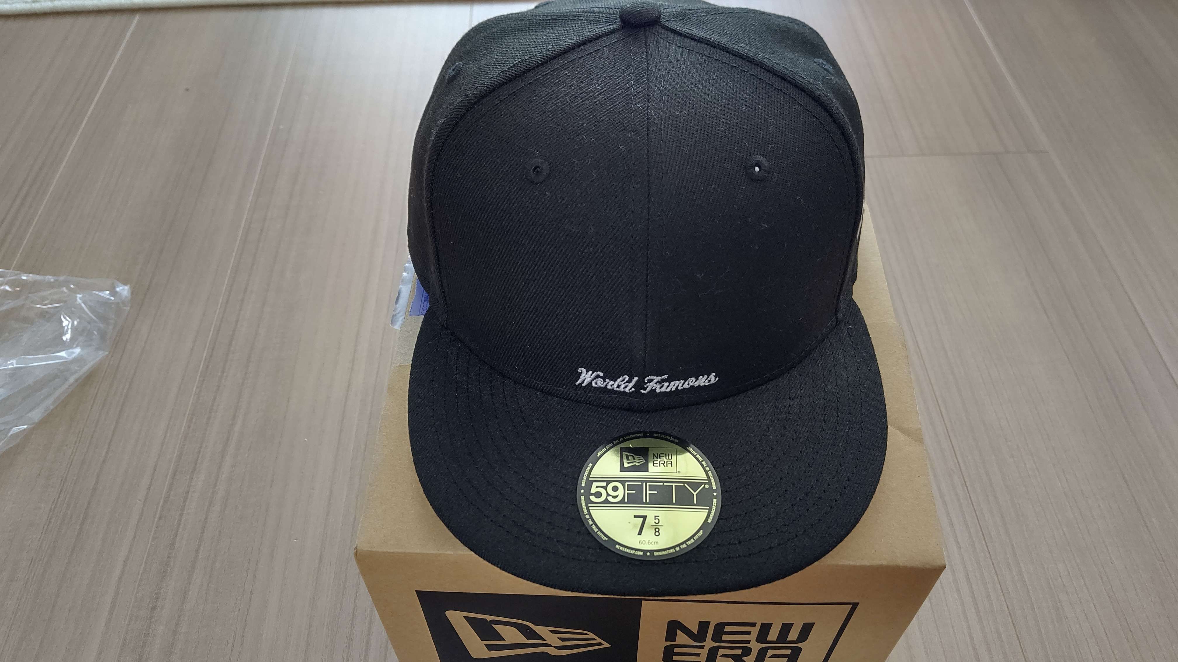 Supreme Reverse Box Logo New Era® "Black"