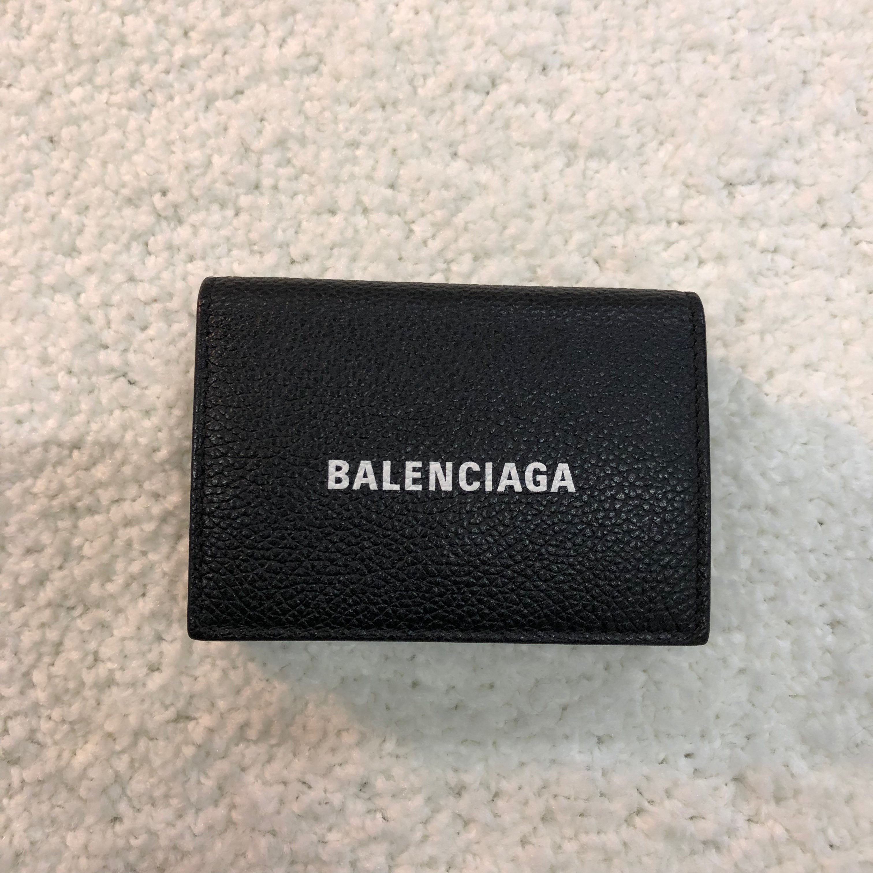 BALENCIAGA Cash Mini Wallet Grained Calfskin "Black/White"